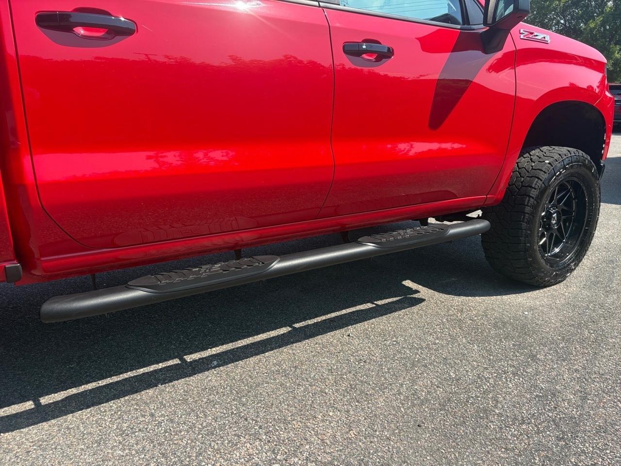 2020 Chevrolet Silverado 1500 LT Trail Boss, RUNNING BOARDS, LIFTED, TOW PACKAGE, CUSTOM GEAR OFF ROAD BLACK WHEELS, SUNROOF, BACKUP CAMERA, PARKING SENSORS, HEATED SEATS, BLIND SPOT ALERT, LANE KEEP ASSIST, REAR POWER SLIDING WINDOW, CLEAN CARFAX, LIFT YOUR RIDE IN THIS TRAIL BO Virginia Beach VA