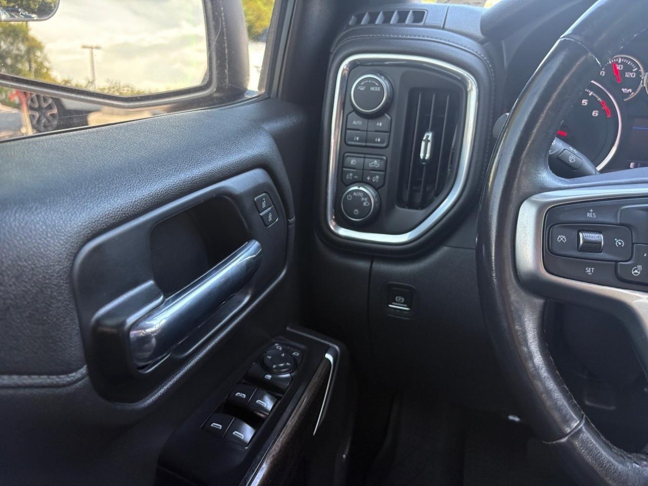 2020 Chevrolet Silverado 1500 LT Trail Boss, RUNNING BOARDS, POWER REAR SLIDING WINDOW, TOW PACKAGE, BACKUP CAMERA WITH PARKING SENSORS, HEATED SEATS, TAKE A RIDE IN THIS CHEVY! Virginia Beach VA