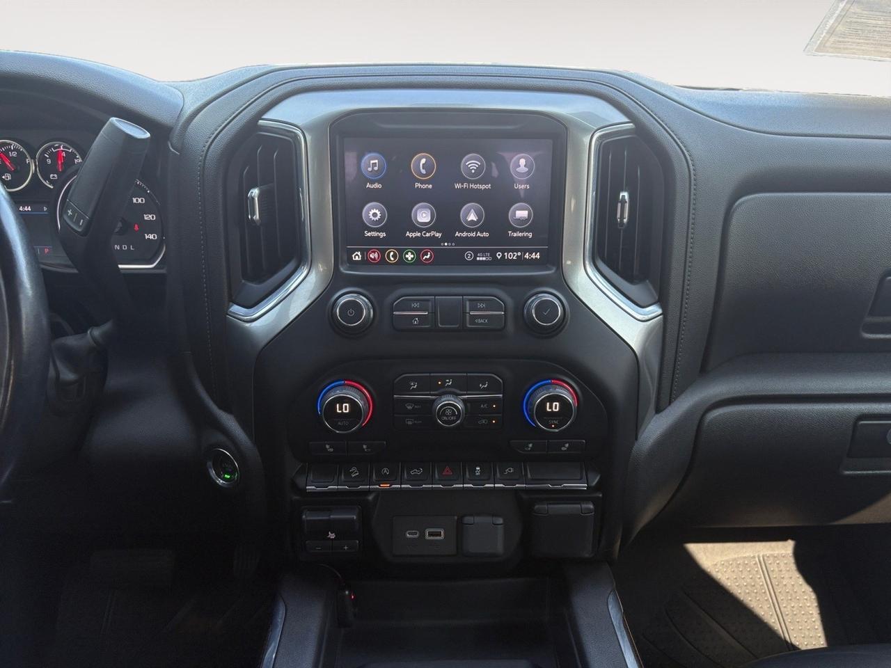 2020 Chevrolet Silverado 1500 LT Trail Boss, RUNNING BOARDS, POWER REAR SLIDING WINDOW, TOW PACKAGE, BACKUP CAMERA WITH PARKING SENSORS, HEATED SEATS, TAKE A RIDE IN THIS CHEVY! Virginia Beach VA