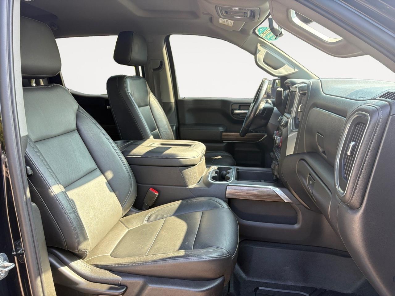 2020 Chevrolet Silverado 1500 LT Trail Boss, RUNNING BOARDS, POWER REAR SLIDING WINDOW, TOW PACKAGE, BACKUP CAMERA WITH PARKING SENSORS, HEATED SEATS, TAKE A RIDE IN THIS CHEVY! Virginia Beach VA
