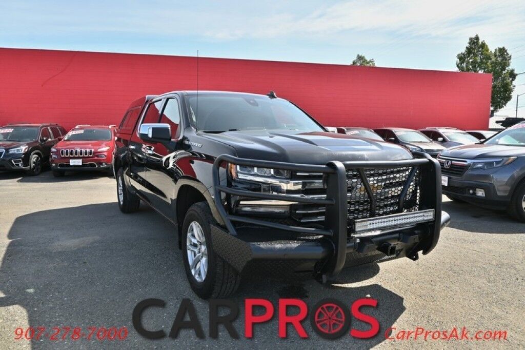 2020 Chevrolet Silverado 1500 LTZ - 5.3L V8 - Automatic - 4X4 - Remote Start - Heated/Cooled Front Leather Seats - 2nd Row Heated Seats - Block Heater - Canopy - Bedliner - Bush Guard - 9.76 Rear Axle - Heavy Duty Rear Springs - Max Trailering Package