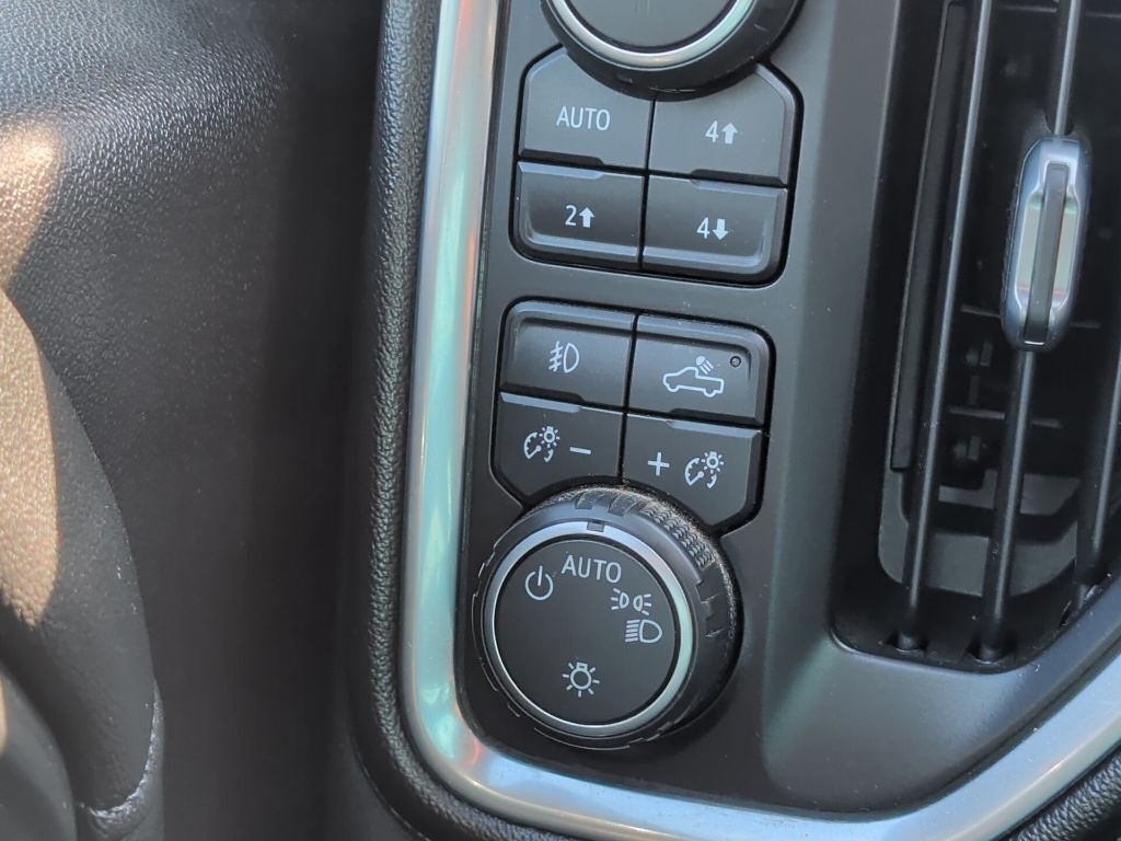 2020 Chevrolet Silverado 1500 RST Worcester MA