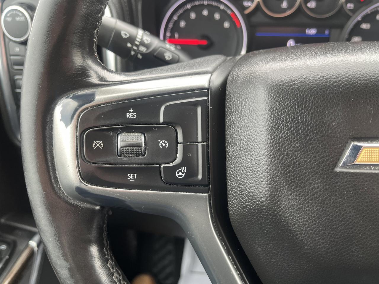 2020 Chevrolet Silverado 2500HD 2500HD LT Z71 Crew Cab 4WD Conv2Pkg All-StarEdt w/18s HtdSeats 10-WayPwrDrvrSeat TraileringMirrors Saukville WI