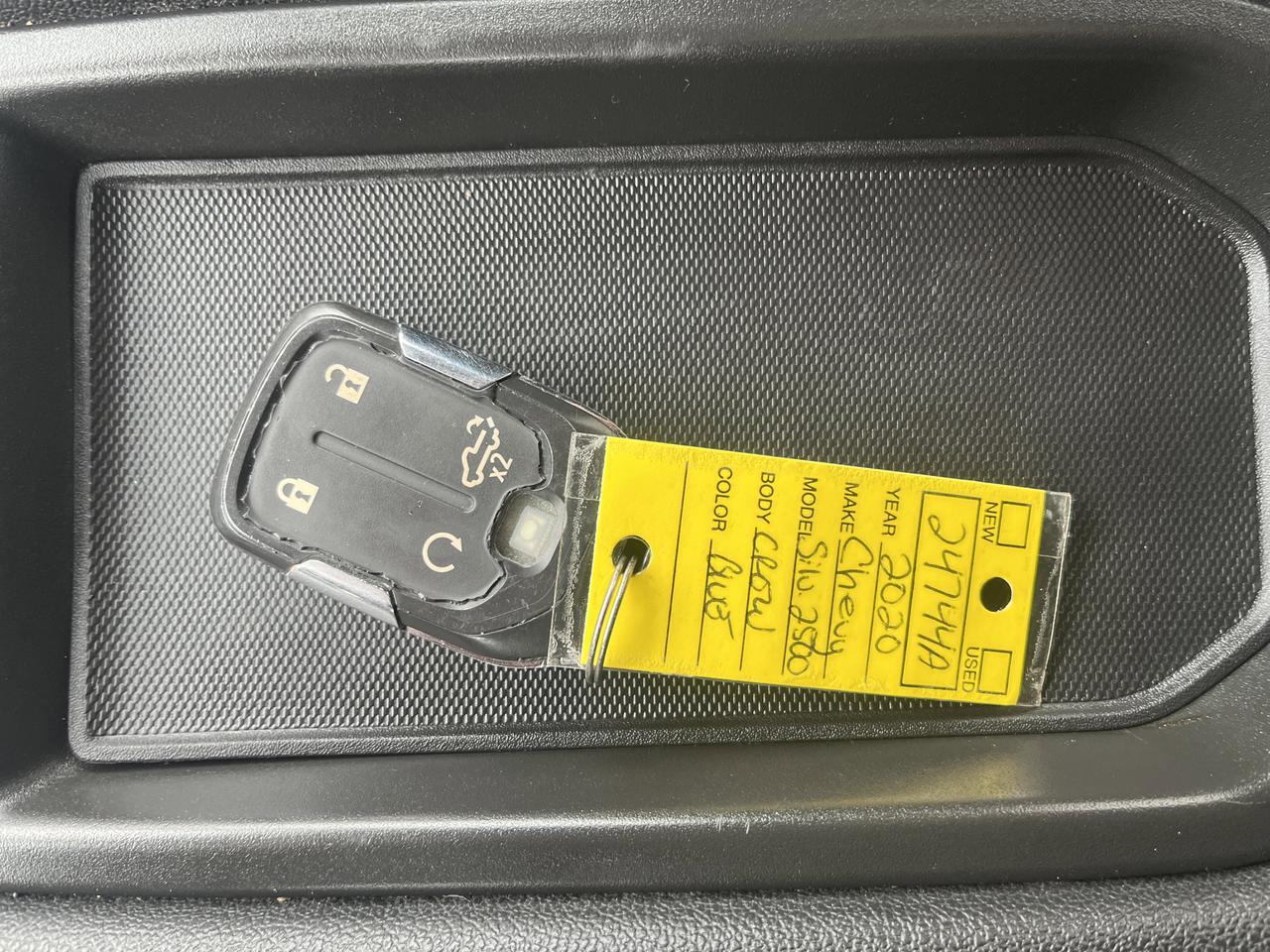 2020 Chevrolet Silverado 2500HD 2500HD LT Z71 Crew Cab 4WD Conv2Pkg All-StarEdt w/18s HtdSeats 10-WayPwrDrvrSeat TraileringMirrors Saukville WI