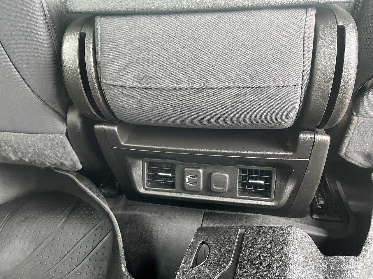 2020 Chevrolet Silverado 2500HD 2500HD LT Z71 Crew Cab 4WD Conv2Pkg All-StarEdt w/18s HtdSeats 10-WayPwrDrvrSeat TraileringMirrors Saukville WI