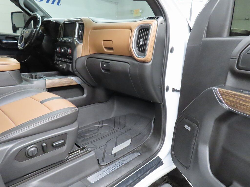 2020 Chevrolet Silverado 2500HD 4x4 Crew Cab High Country Fond du Lac WI