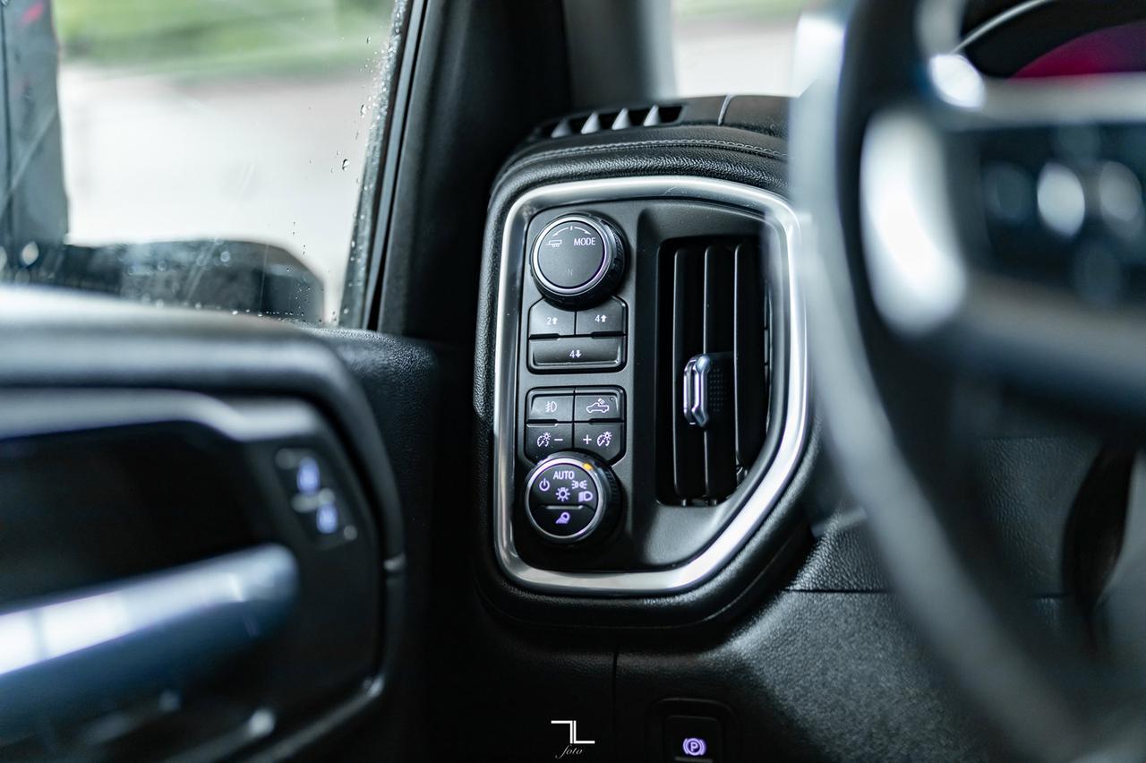 2020 Chevrolet Silverado 2500HD 4x4 Crew Cab LT BCam Red Deer AB