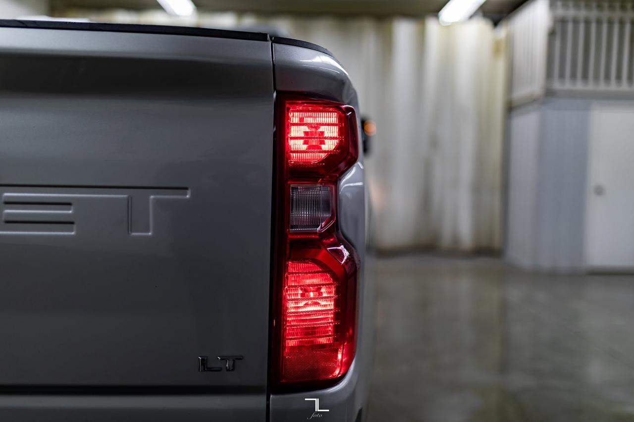 2020 Chevrolet Silverado 3500HD 4x4 Crew Cab LT Diesel Leather BCam Red Deer AB