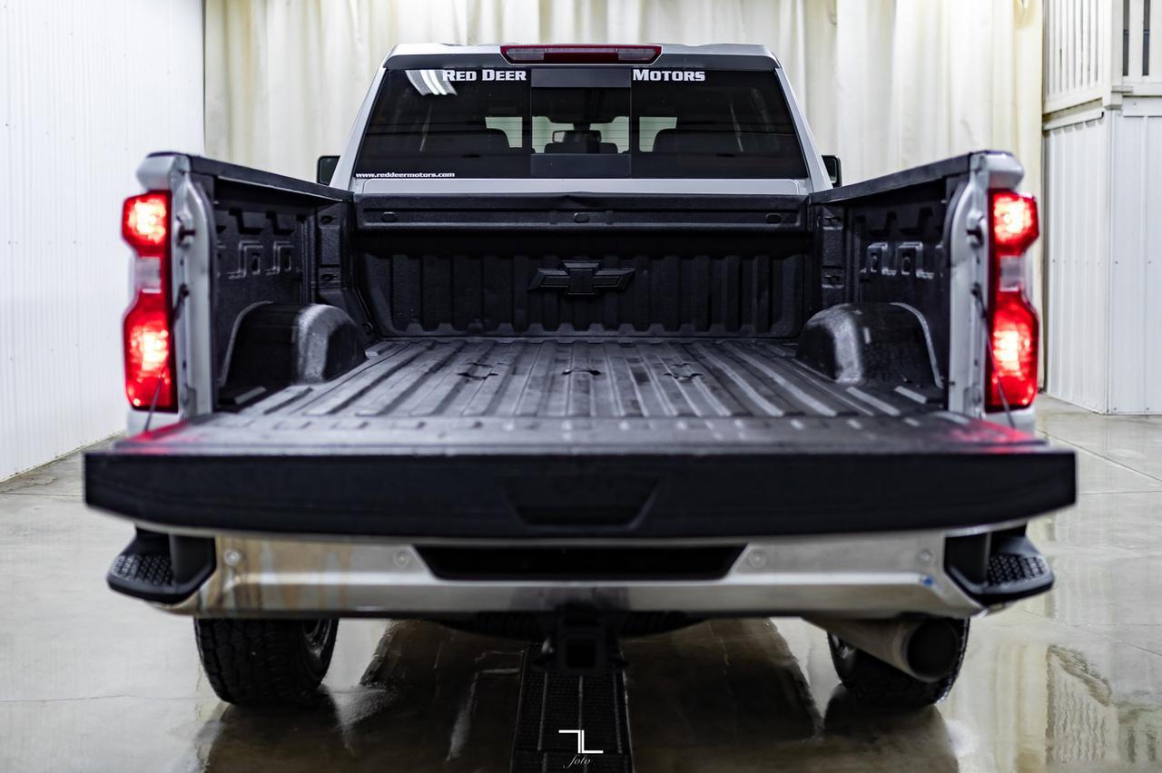 2020 Chevrolet Silverado 3500HD 4x4 Crew Cab LT Diesel Leather BCam Red Deer AB