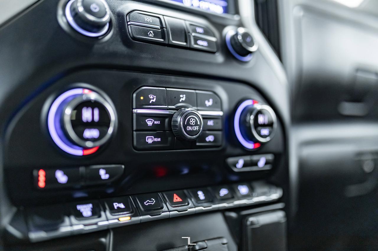 2020 Chevrolet Silverado 3500HD 4x4 Crew Cab LT Diesel Leather BCam Red Deer AB