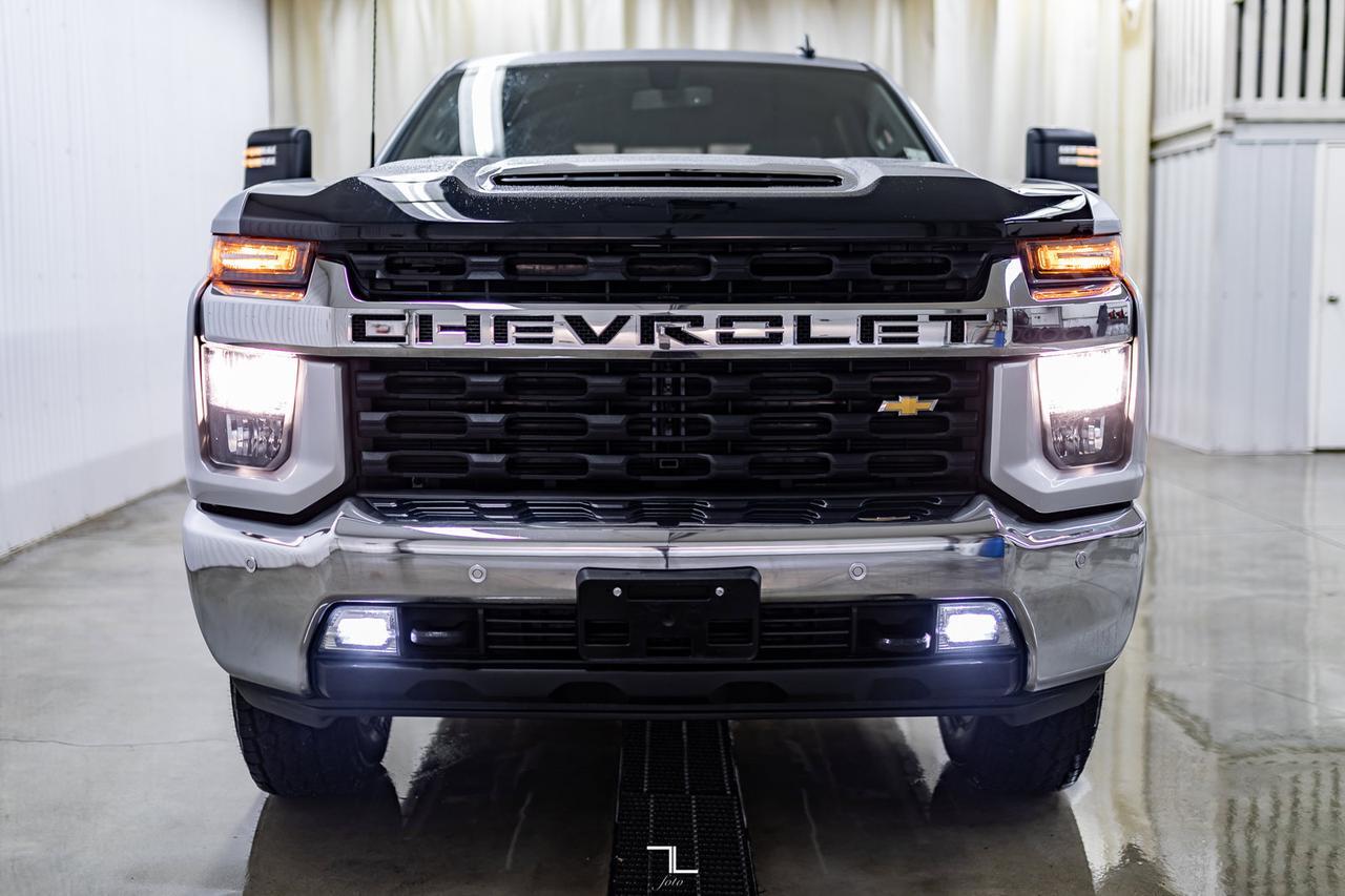 2020 Chevrolet Silverado 3500HD 4x4 Crew Cab LT Diesel Leather BCam Red Deer AB