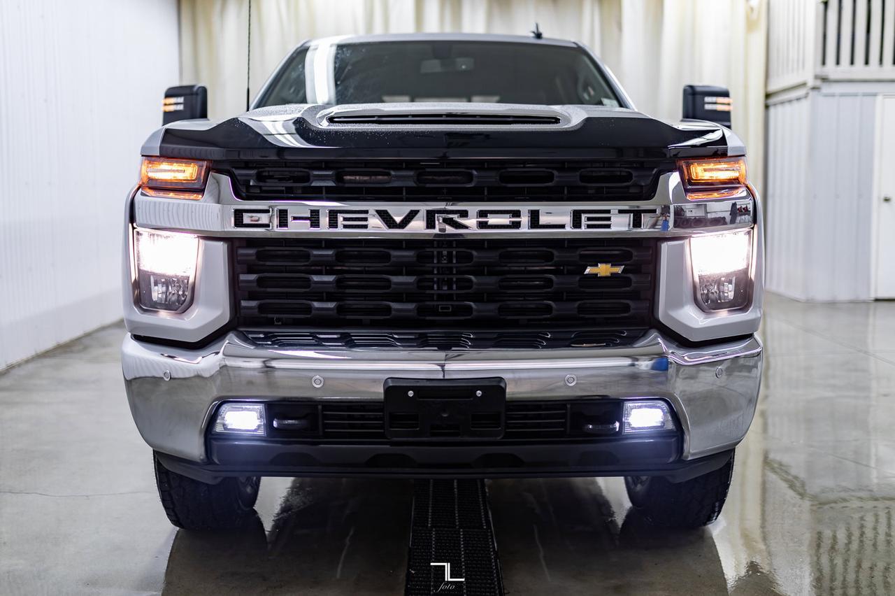 2020 Chevrolet Silverado 3500HD 4x4 Crew Cab LT Diesel Leather BCam Red Deer AB