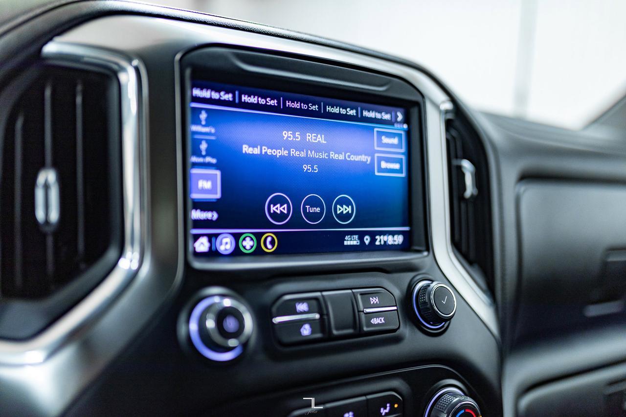 2020 Chevrolet Silverado 3500HD 4x4 Crew Cab LT Dually Deck Diesel Red Deer AB