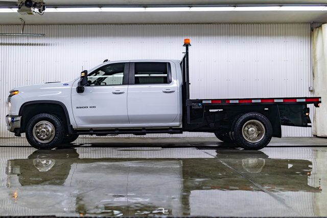 2020 Chevrolet Silverado 3500HD 4x4 Crew Cab LT Dually Deck Diesel Red Deer AB