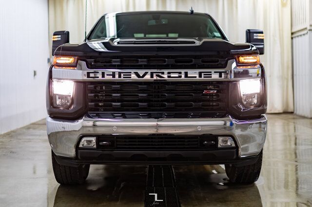 2020 Chevrolet Silverado 3500HD 4x4 Crew Cab LT Z71 Diesel Bcam Red Deer AB