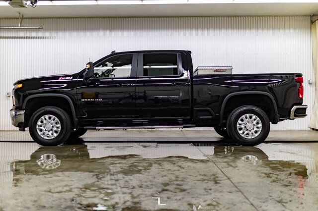 2020 Chevrolet Silverado 3500HD 4x4 Crew Cab LT Z71 Diesel Bcam Red Deer AB
