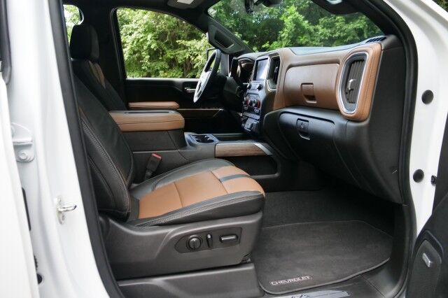 2020 Chevrolet Silverado 3500HD High Country 4X4 / Duramax Turbo-Diesel / Sunroof! High Point NC