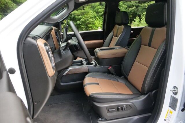2020 Chevrolet Silverado 3500HD High Country 4X4 / Duramax Turbo-Diesel / Sunroof! High Point NC