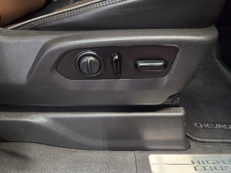 2020 Chevrolet Silverado 3500HD High Country Dually 4WD 6.6L Diesel 20in Wheels FREE WARRANTY Arlington TX