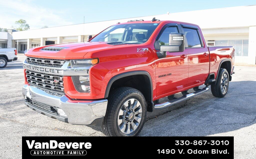 2020 Chevrolet Silverado 3500HD LT Akron