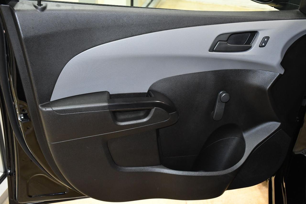 2020 Chevrolet Sonic FL Auto Hatchback Miami FL