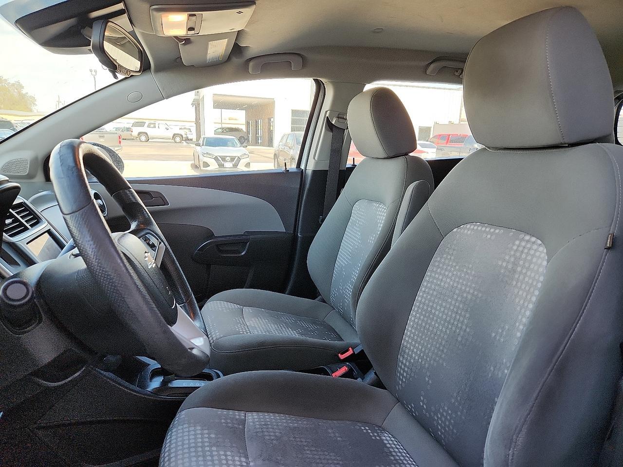 2020 Chevrolet Sonic FWD Hatchback 1FL 5-Door Lubbock TX