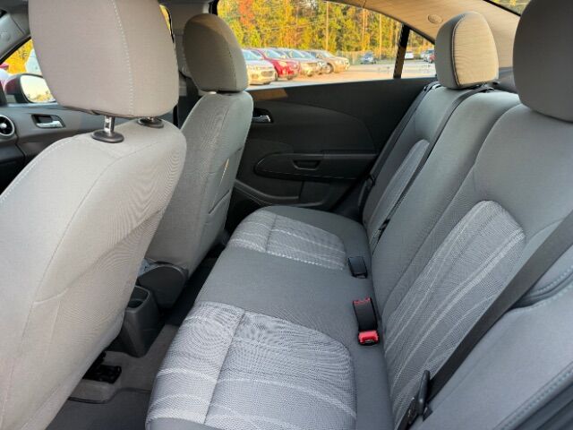 2020 Chevrolet Sonic FWD Sedan LT Hattiesburg MS