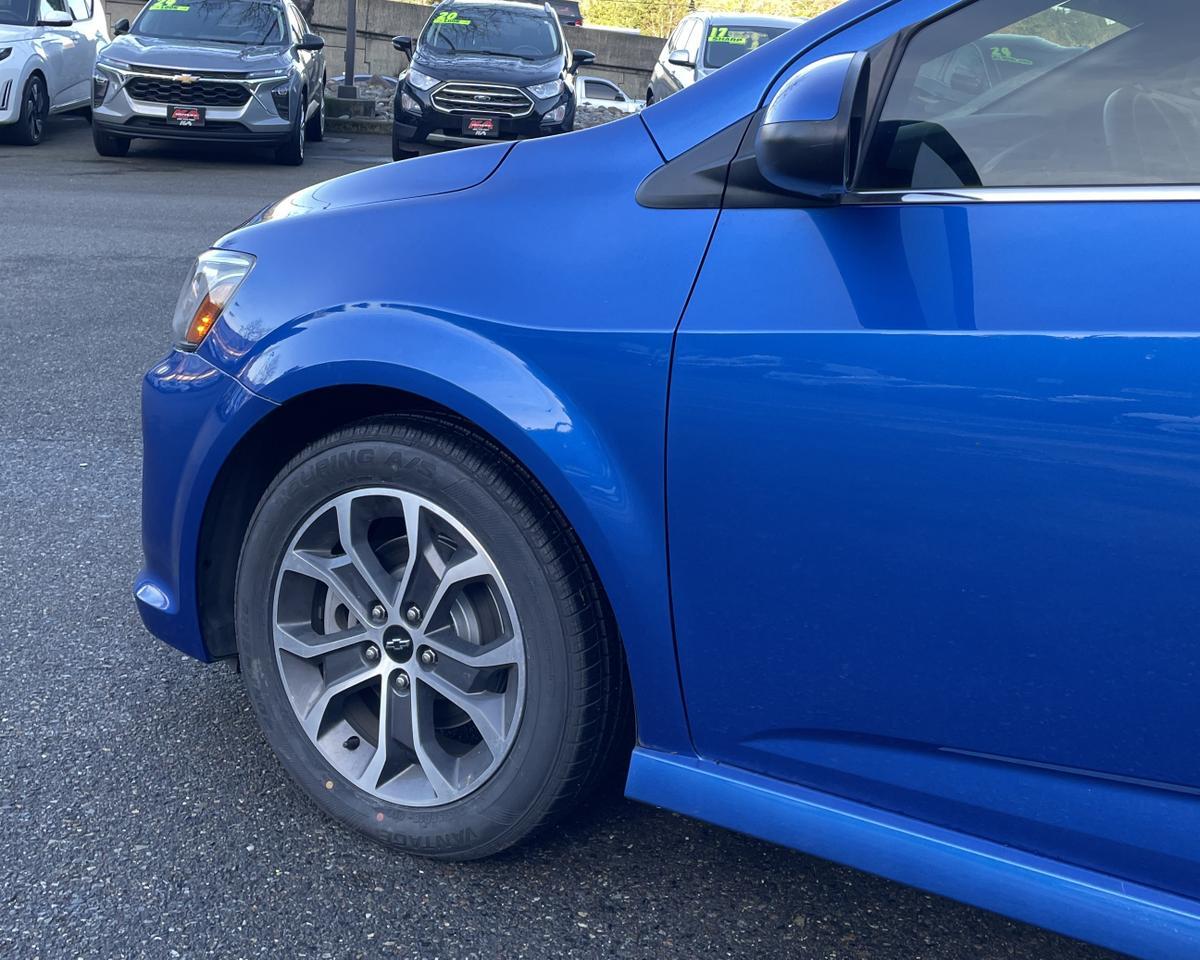 2020 Chevrolet Sonic LT Hatchback 4D