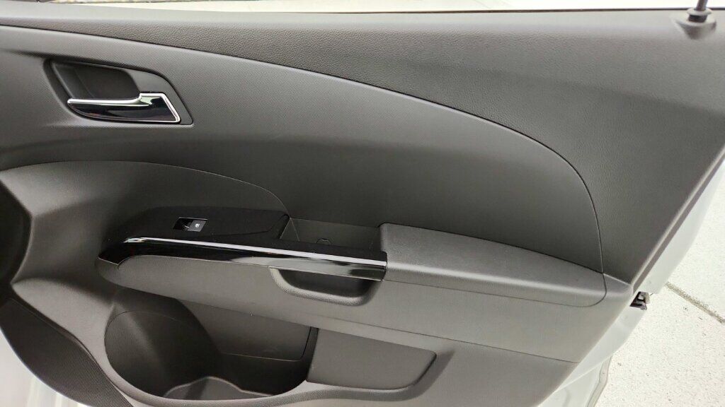 2020 Chevrolet Sonic LT Laurel MD