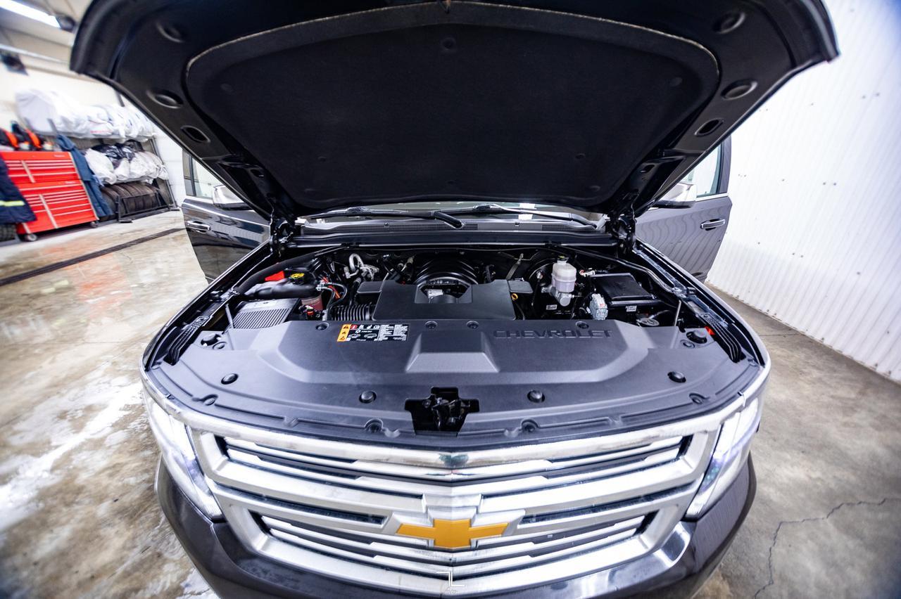2020 Chevrolet Suburban AWD Premier Leather Roof Nav BCam Red Deer AB