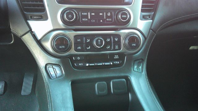 2020 Chevrolet Suburban LT 4WD San Antonio TX