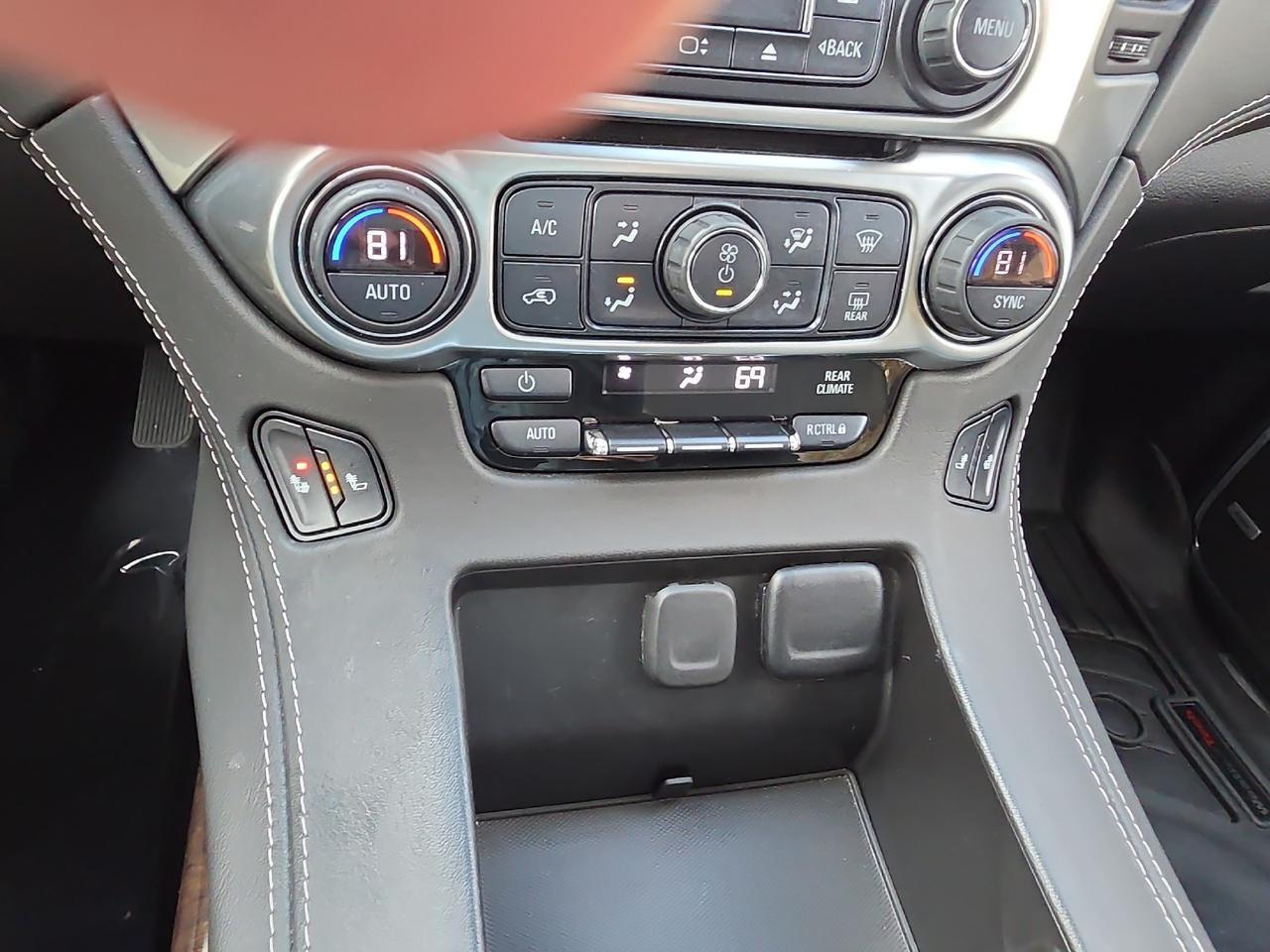 2020 Chevrolet Suburban LT Sand Lake NY