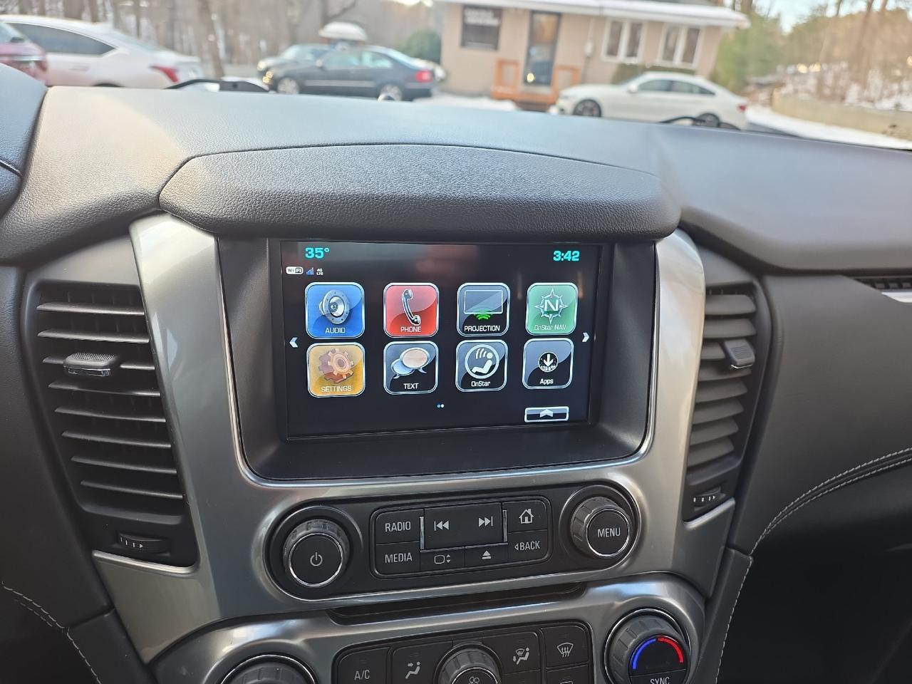 2020 Chevrolet Suburban LT Sand Lake NY