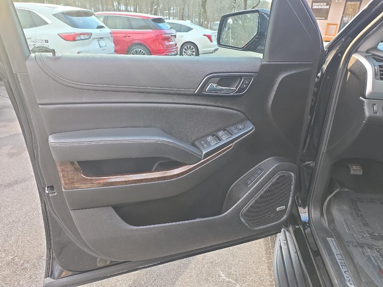 2020 Chevrolet Suburban LT Sand Lake NY