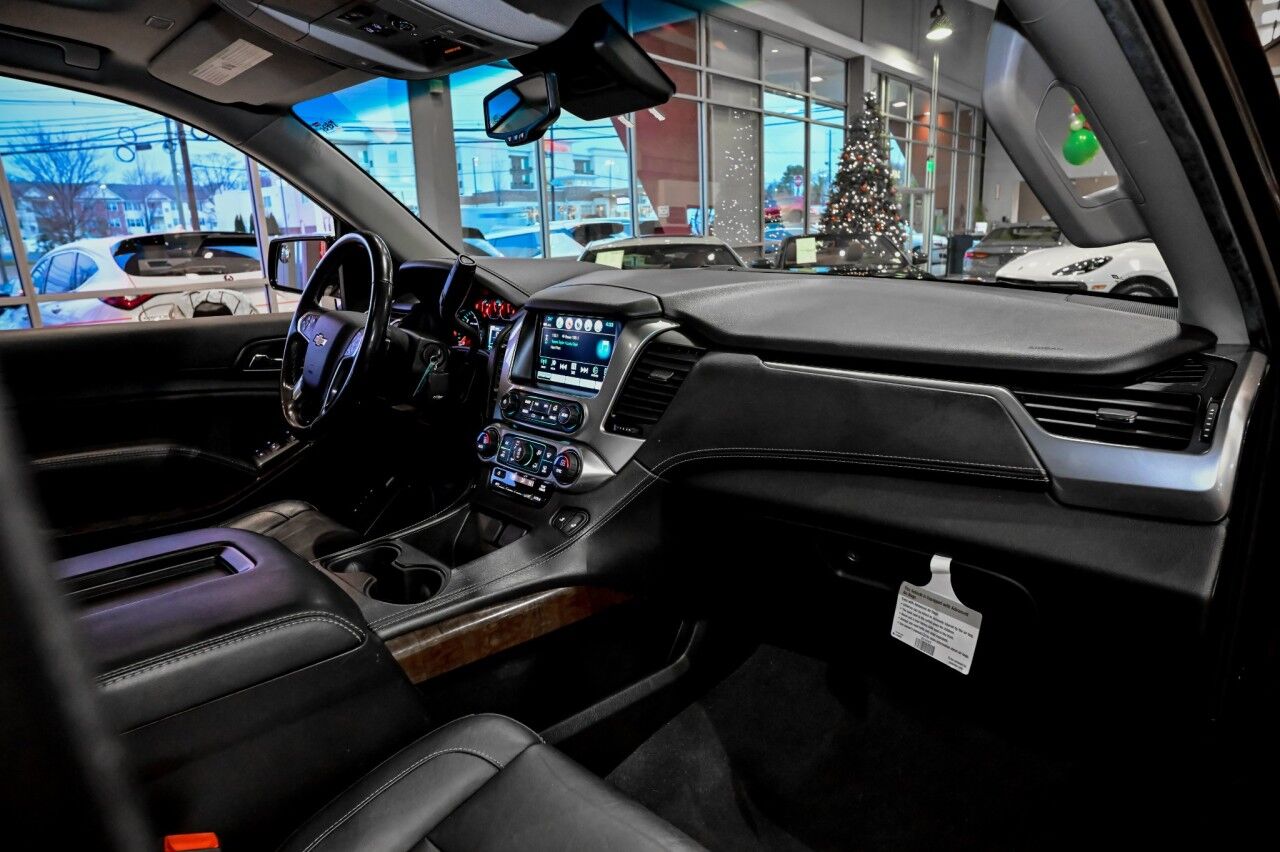 2020 Chevrolet Suburban LT, Z71, Sunroof, Entertainment Pkg Springfield NJ