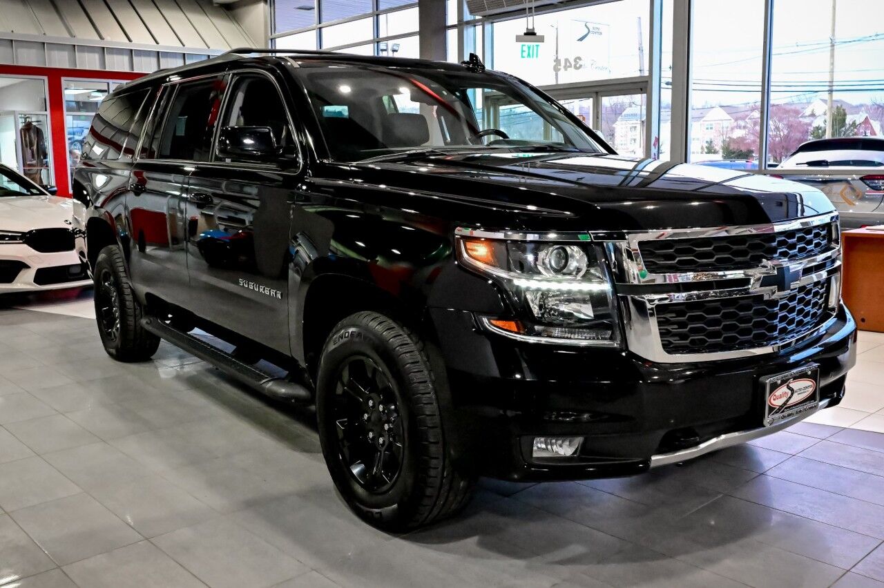 2020 Chevrolet Suburban LT, Z71, Sunroof, Entertainment Pkg