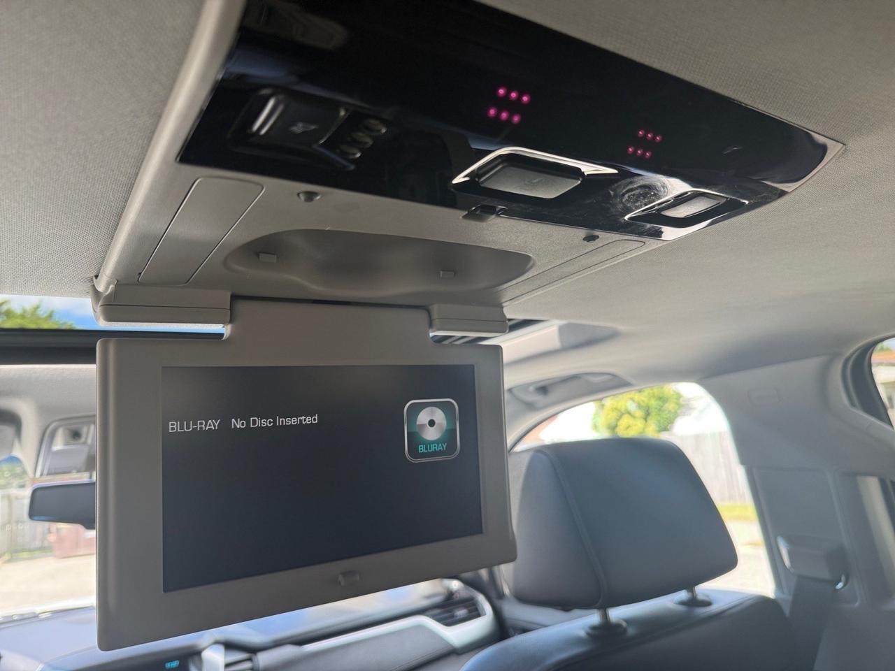 2020 Chevrolet Suburban Premier, HEATED/VENTILATED SEATS, HEATED REAR SEATS, POWER LIFTGATE, 3RD ROW, APPLE CARPLAY/ANDROID AUTO, WIFI, NAVIGATION, TOW PACKAGE, LUGGAGE RACK, POWER FOLDING MIRRORS, KEYLESS START, THIS IS THE PERFECT FAMILY VEHICLE! Norfolk VA