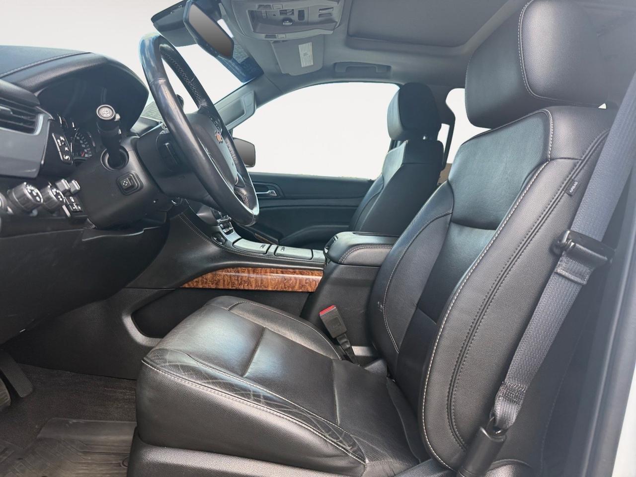 2020 Chevrolet Suburban Premier, HEATED/VENTILATED SEATS, HEATED REAR SEATS, POWER LIFTGATE, 3RD ROW, APPLE CARPLAY/ANDROID AUTO, WIFI, NAVIGATION, TOW PACKAGE, LUGGAGE RACK, POWER FOLDING MIRRORS, KEYLESS START, THIS IS THE PERFECT FAMILY VEHICLE!