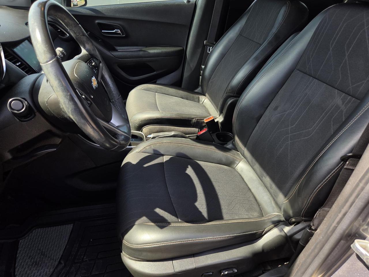 2020 Chevrolet TRAX FWD 4dr LT Beeville TX