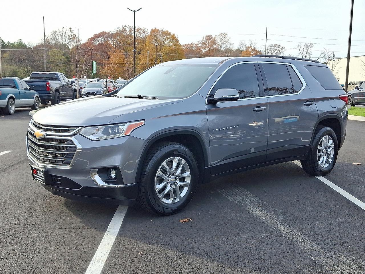2020 Chevrolet Traverse AWD LT Cloth