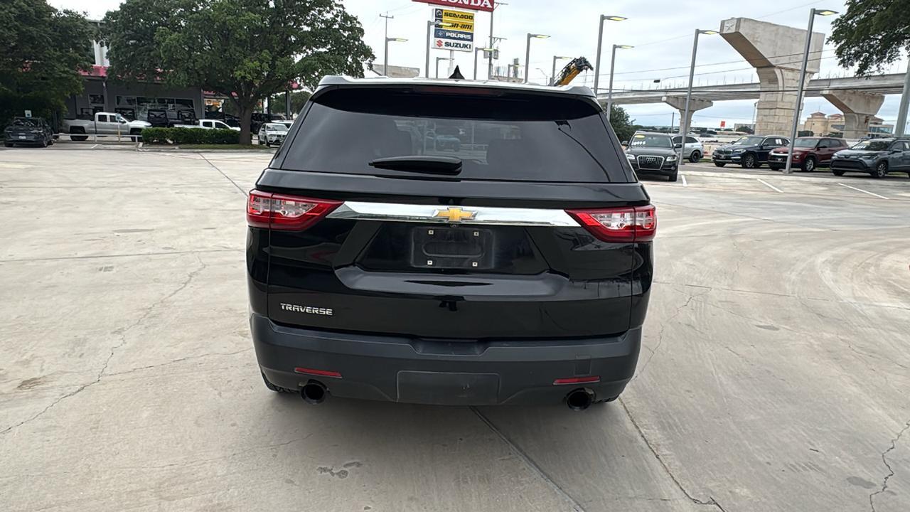 2020 Chevrolet Traverse LS  Selma TX