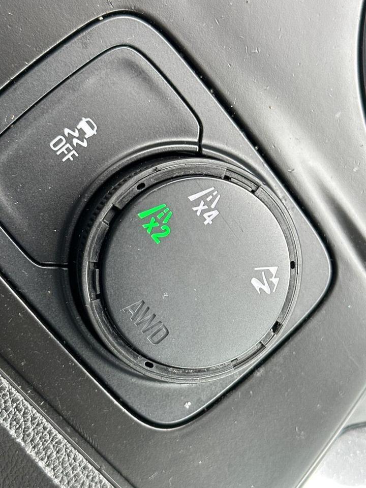 2020 Chevrolet Traverse LS Worcester MA 2020 Chevrolet Traverse LS Worcester MA