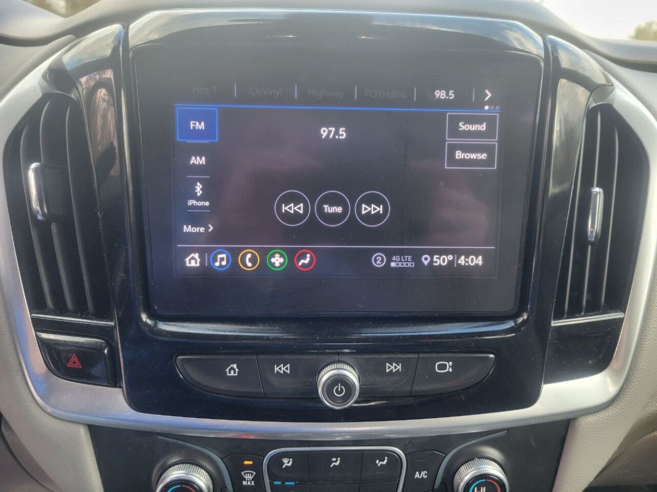 2020 Chevrolet Traverse LT Cloth Charlton MA