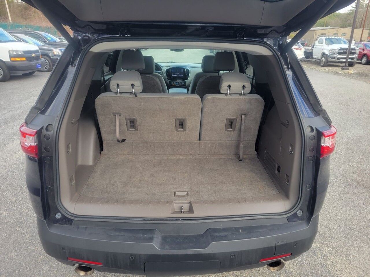2020 Chevrolet Traverse LT Cloth Charlton MA
