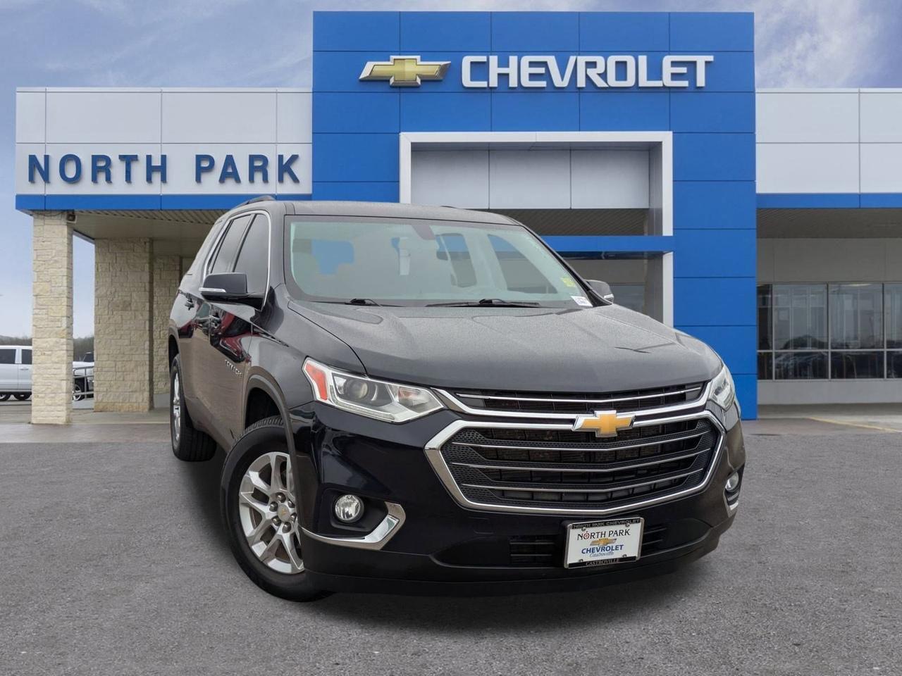 2020 Chevrolet Traverse LT Cloth