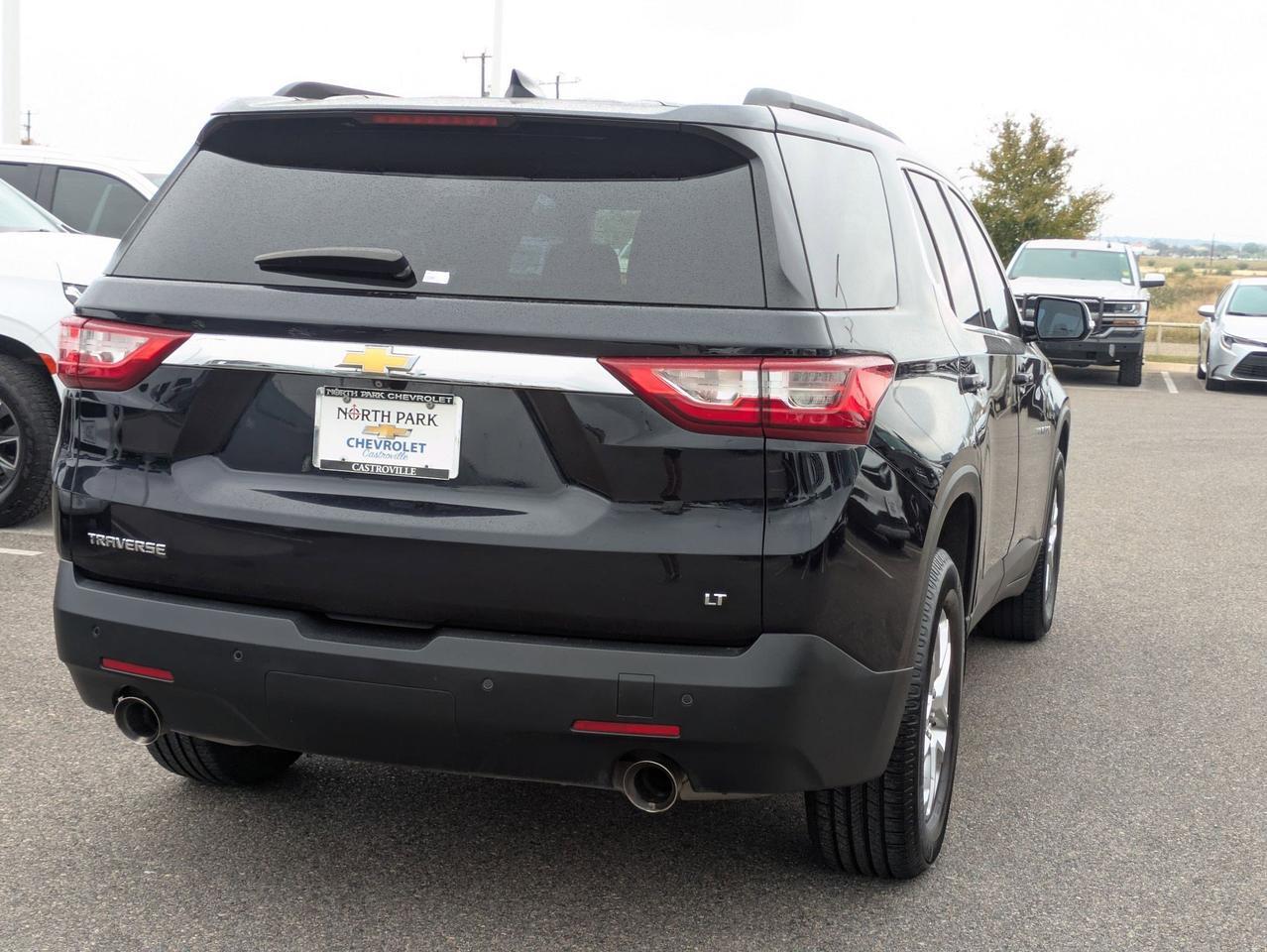 2020 Chevrolet Traverse LT Cloth