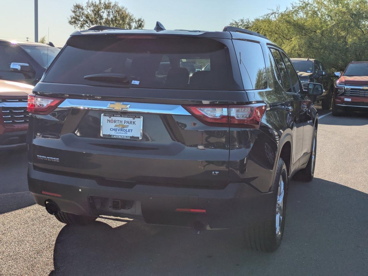 2020 Chevrolet Traverse LT Cloth