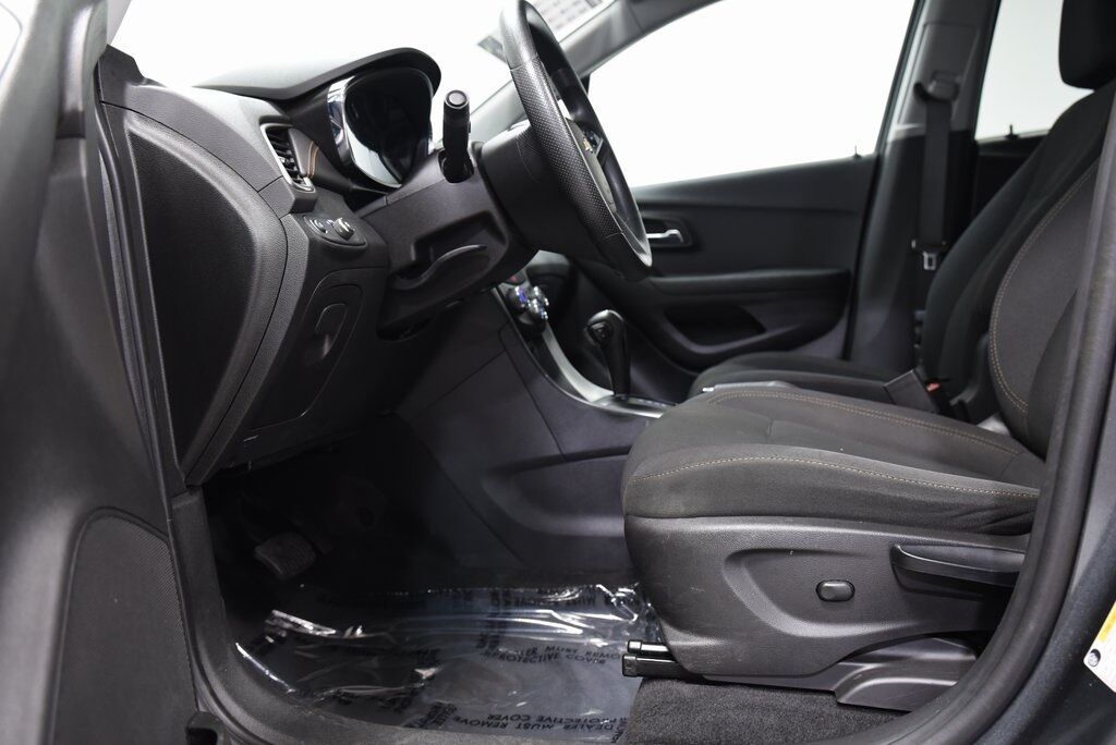 2020 Chevrolet Trax LS Akron