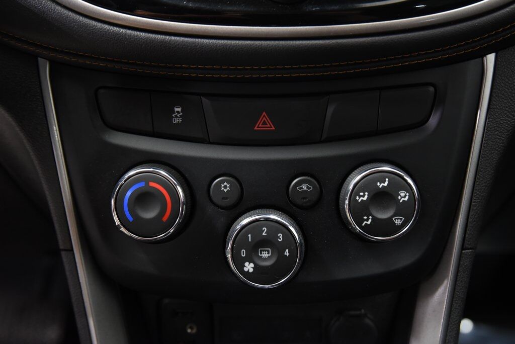 2020 Chevrolet Trax LS Akron