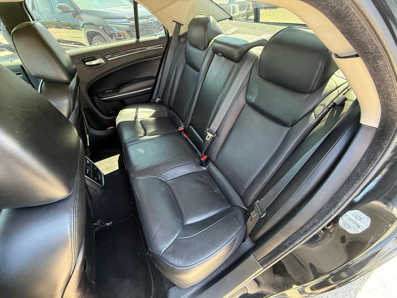 2020 Chrysler 300 Limited Crestwood KY